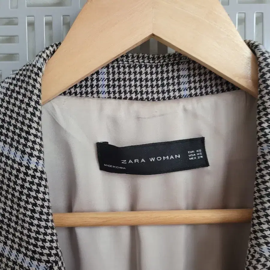 자라 zara 체크 간절기 코트