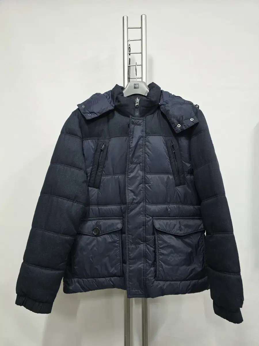 Tommy Hilfiger Men's Padded JacketL