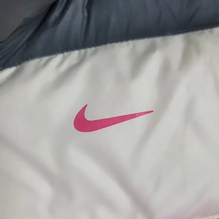 NIKE 나이키 쓰리톤 오리털 패딩조끼베스트