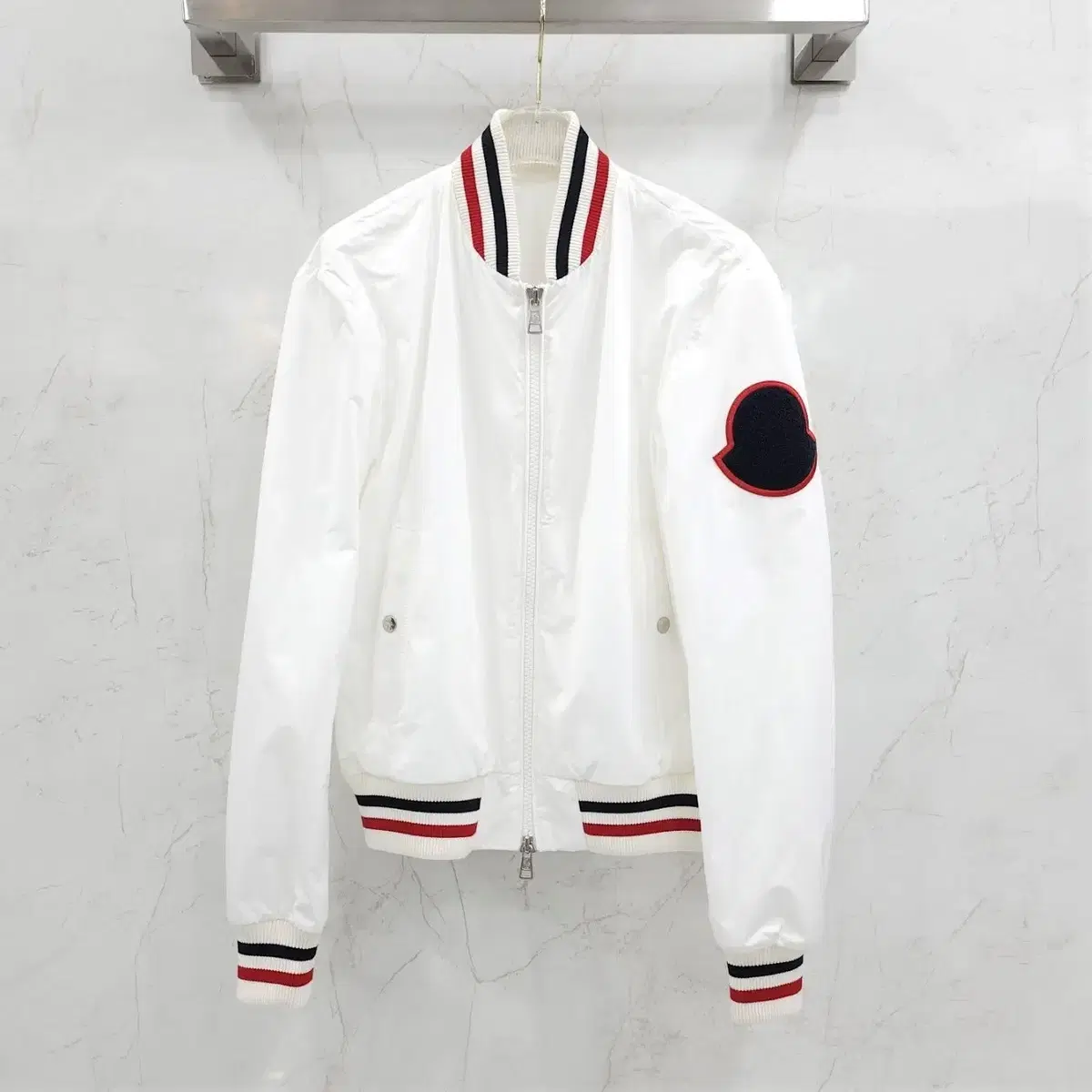 2 / Moncler White Logo Three-Wire Zip Up