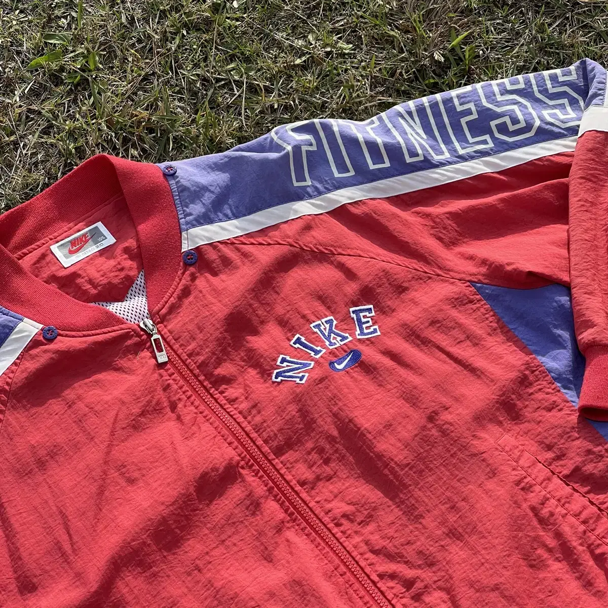 Nike Vintage 90s Old School Windbreaker