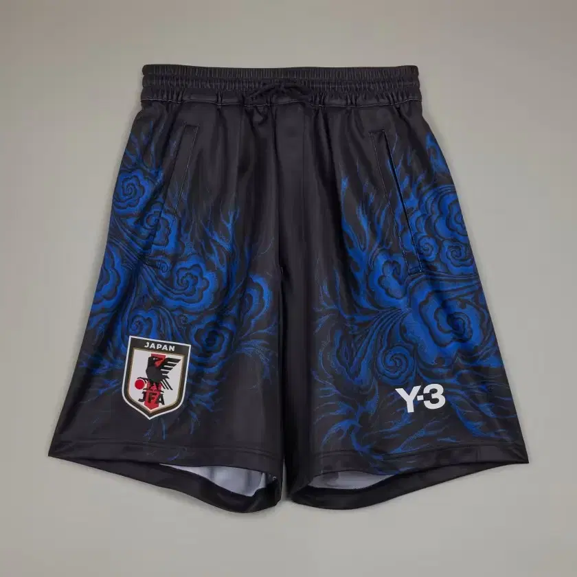 Y-3 JFA SHORTS Black (size L+New)