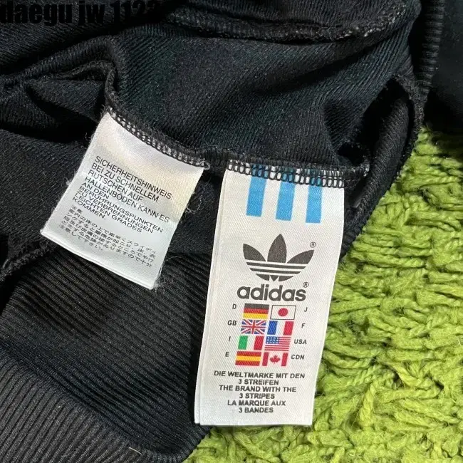 105 ADIDAS ZIPUP 아디다스 집업