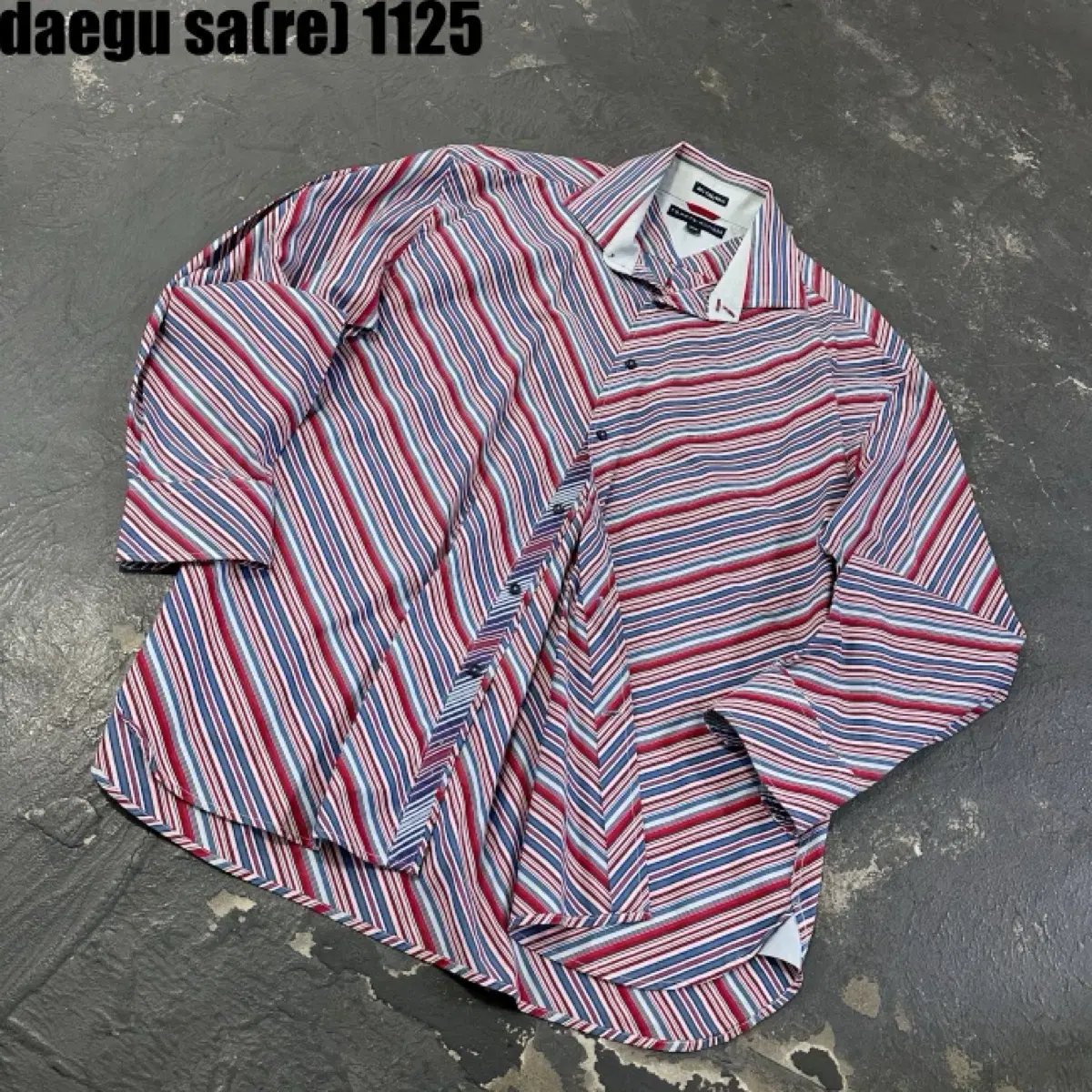 Tommy Hilfiger Overfit Shirt size 115