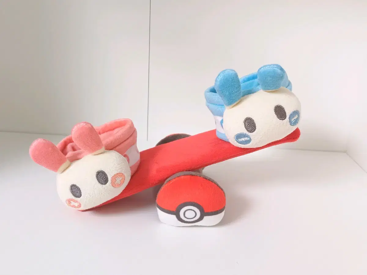 Pokémon popup store Plush Mainon Seesaw Doll