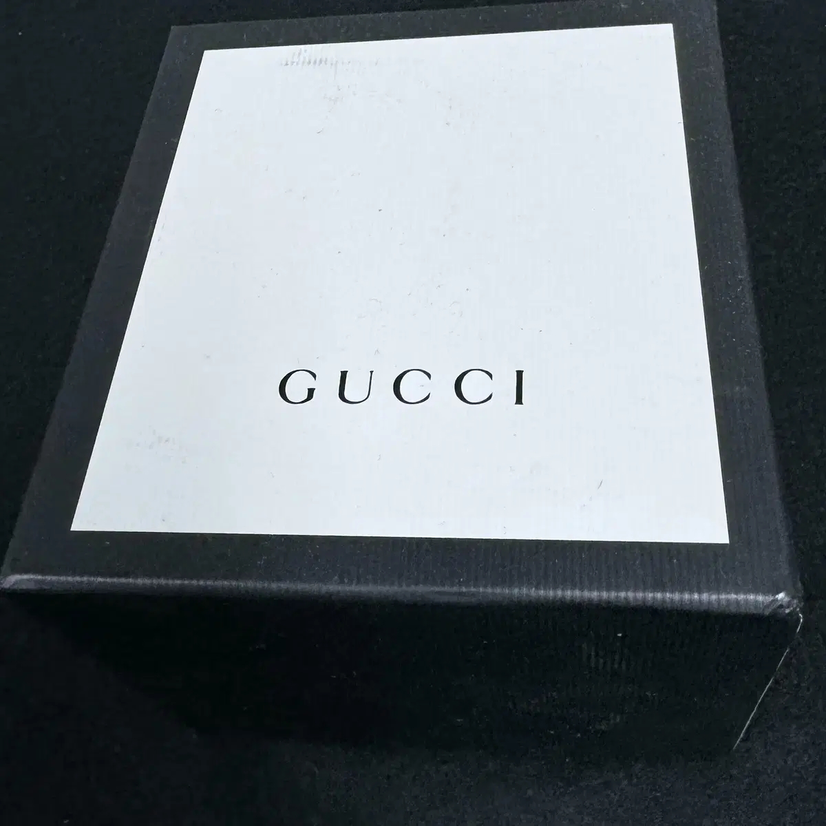 GUCCI 구찌 YA133309 인터로킹 GG 남녀공용 메탈시계 손목시계