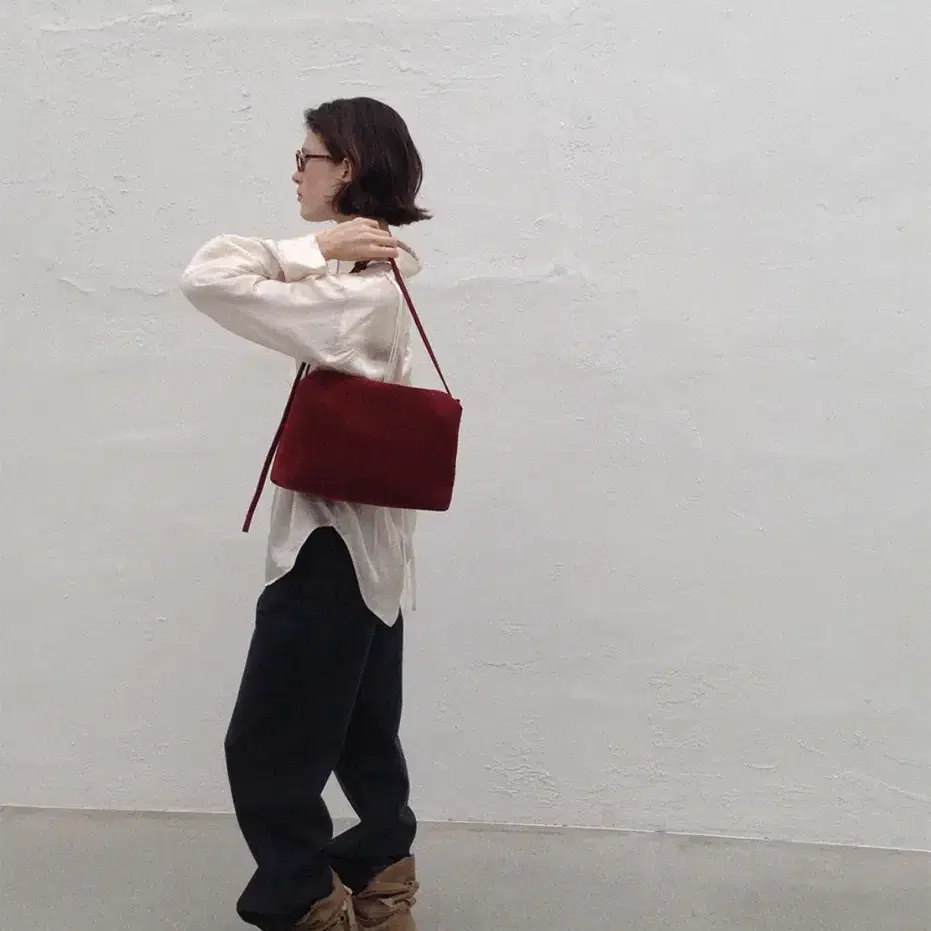 foeto 포에토 ARO SUEDE BAG ROMANTIC RED