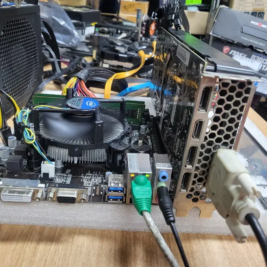 ASROCK B85M-DGS+XEON 1231 V3+인텔 동판쿨러