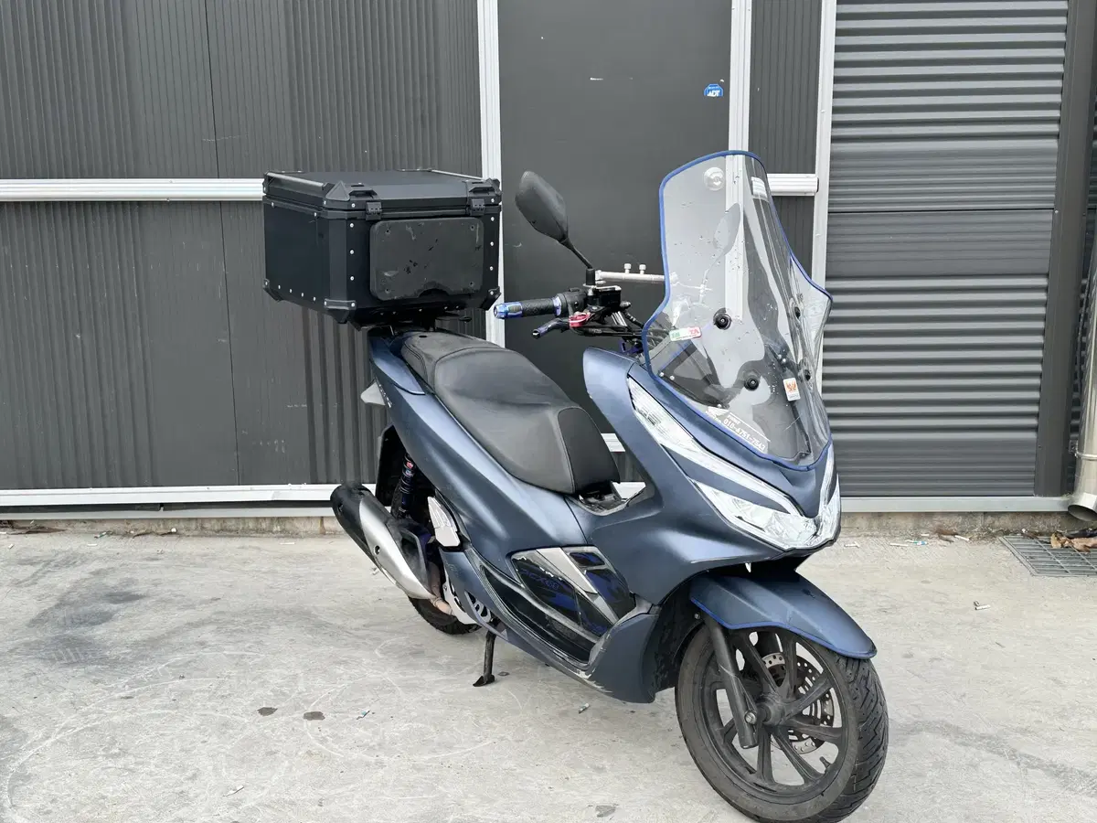 pcx125/20년 멧블루 알탑셋팅 엔진상급차량 전국최저가판매합니다.