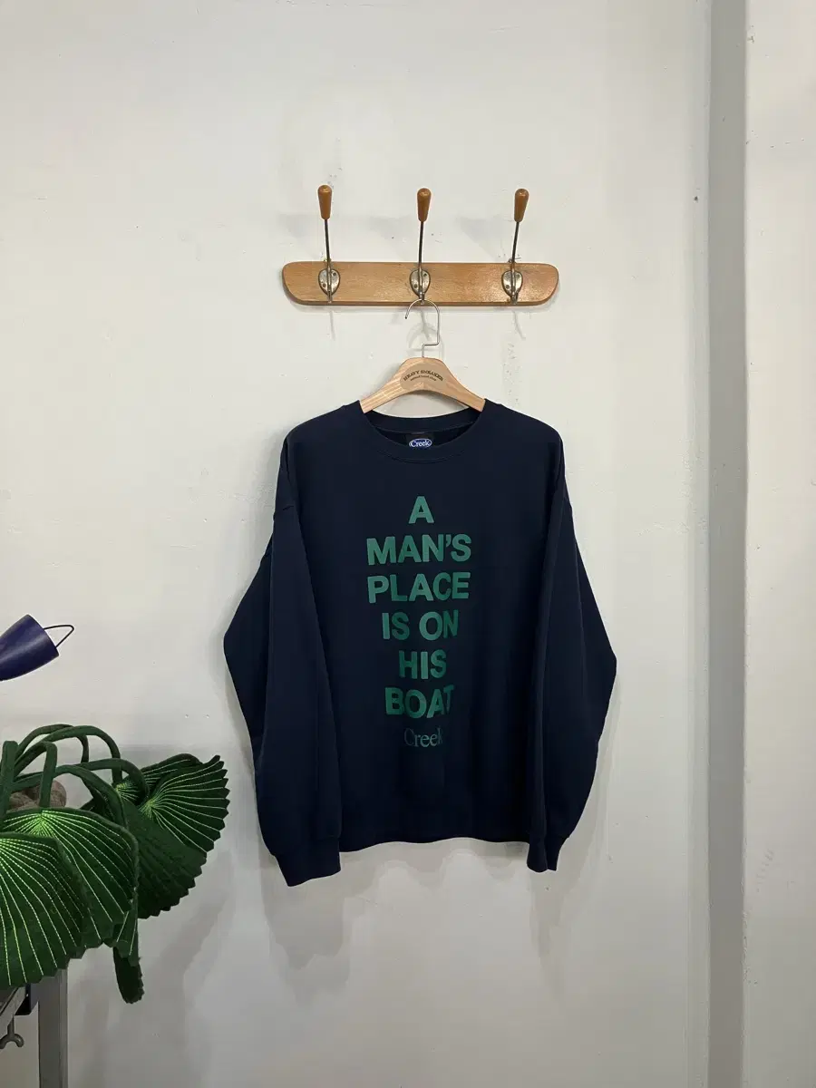 Creek Man-to-Man Sweatshirt