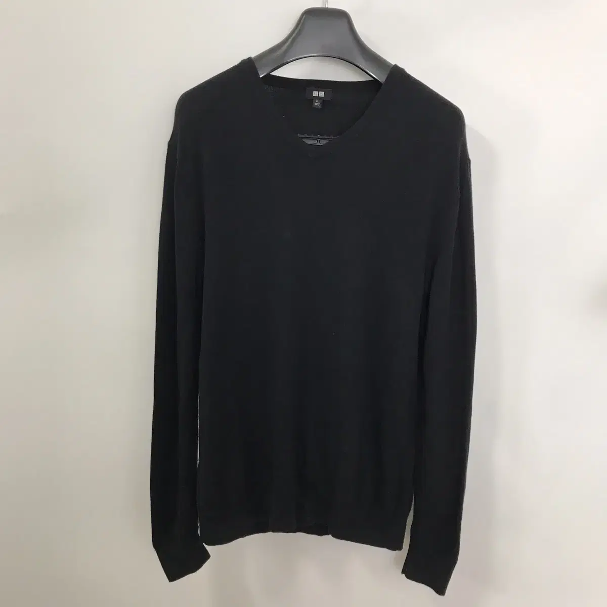 Uniqlo Cashmere V-neck knit [XL]