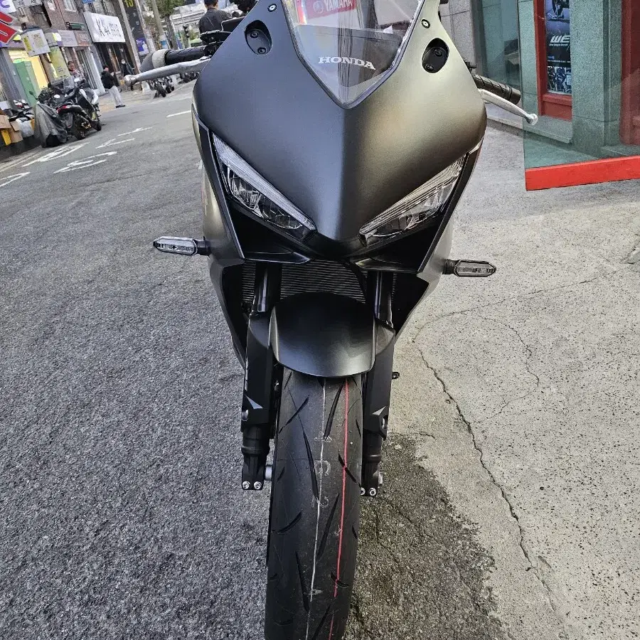 혼다 CBR650R E클러치 24년식 블랙컬러신차판매합니다