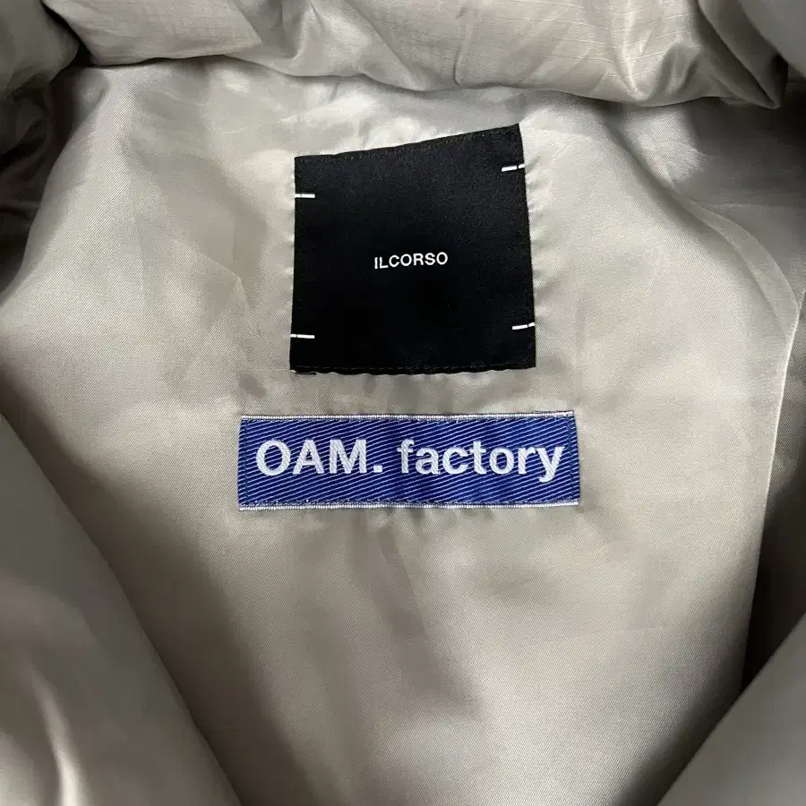 Oam factory x ILCORSO 플로우 구스 다운 베스트 그레이