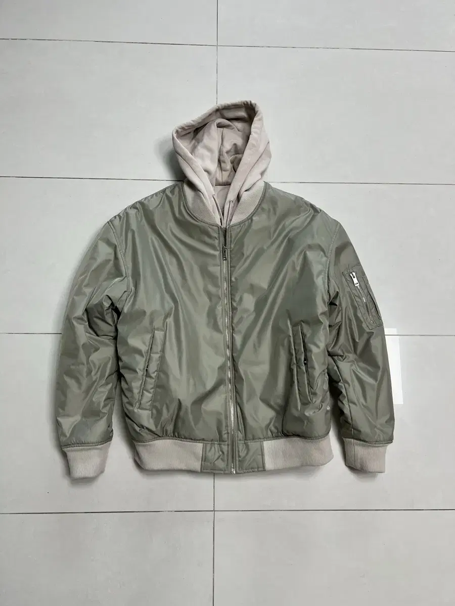 Endeavor MA-1 Aviation Jumper 100 (hood detachable)