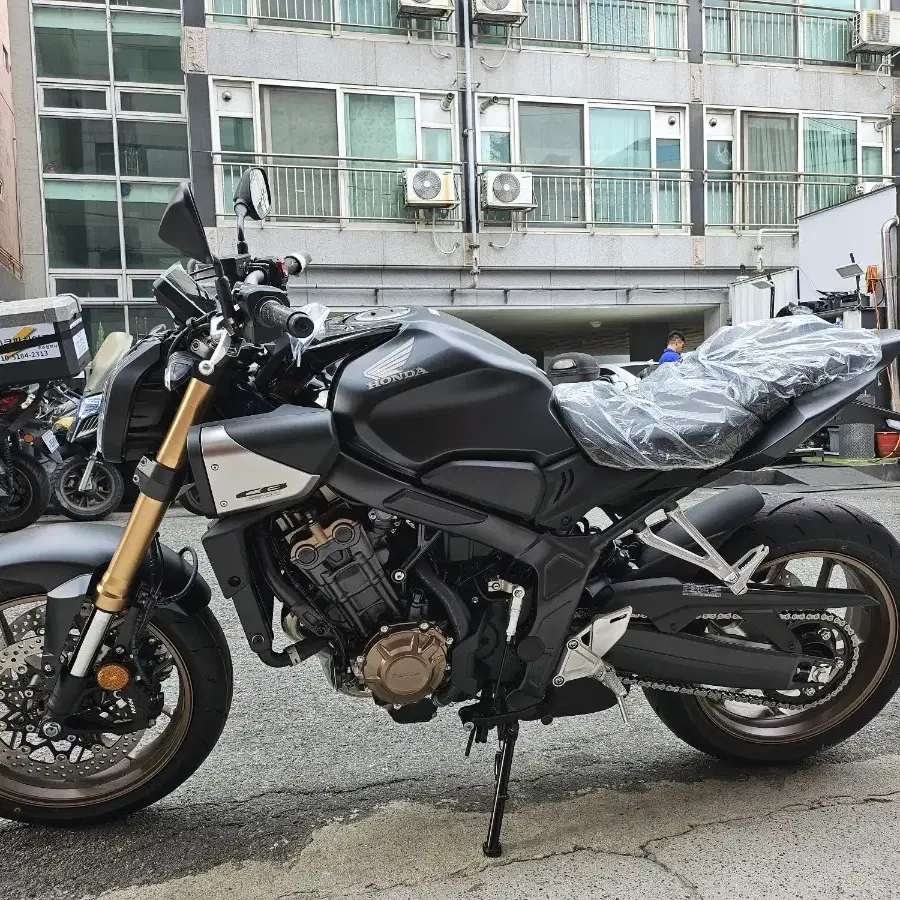 혼다 CB650R E클러치 신차판매합니다(전국탁송가능 당일출고가능)