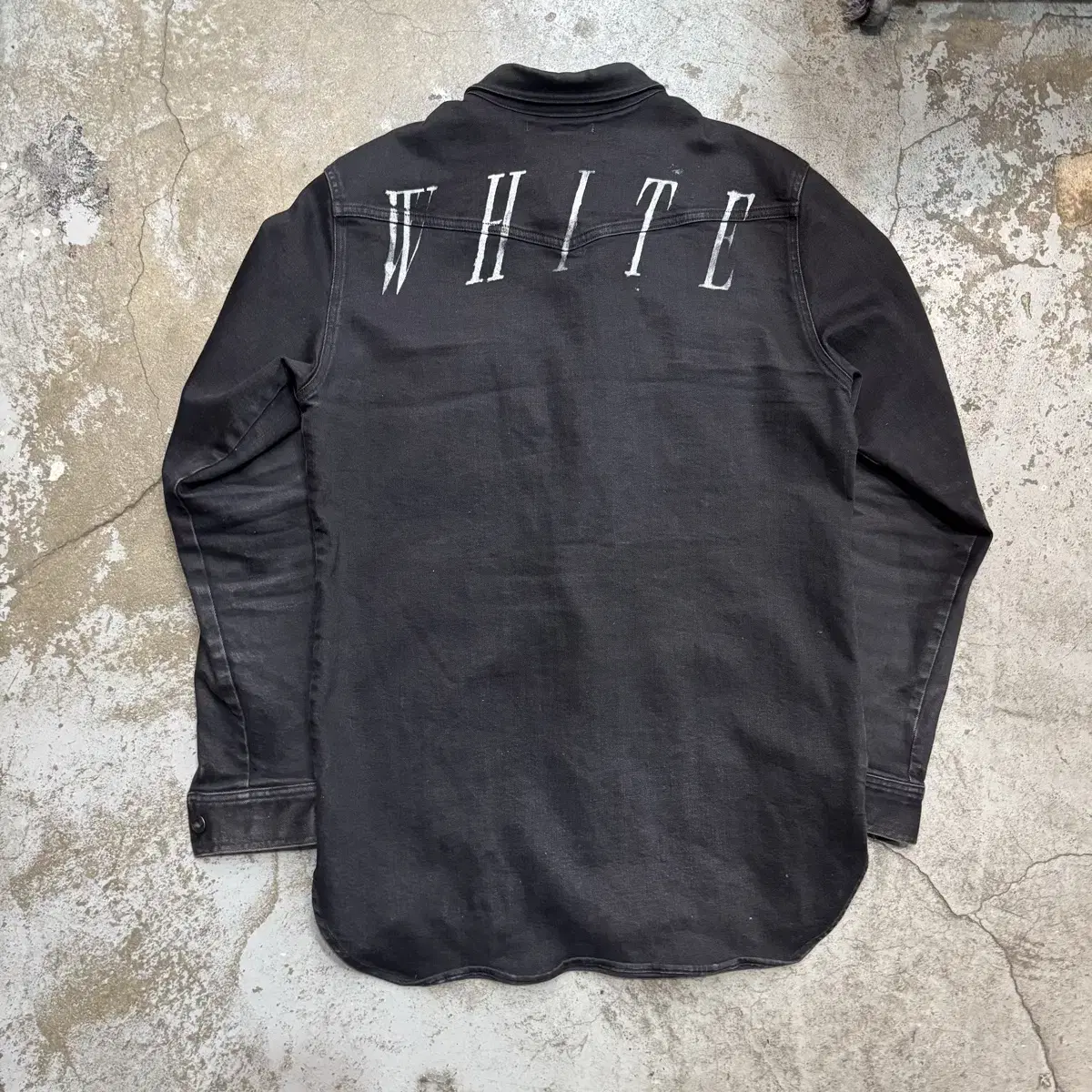 Off-white shirt