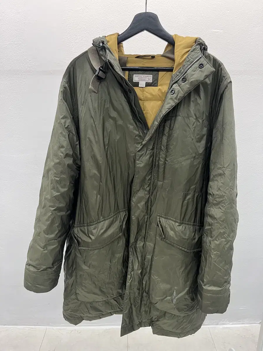 Jake's top-of-the-line Wallace & Vahn's parka, size M.