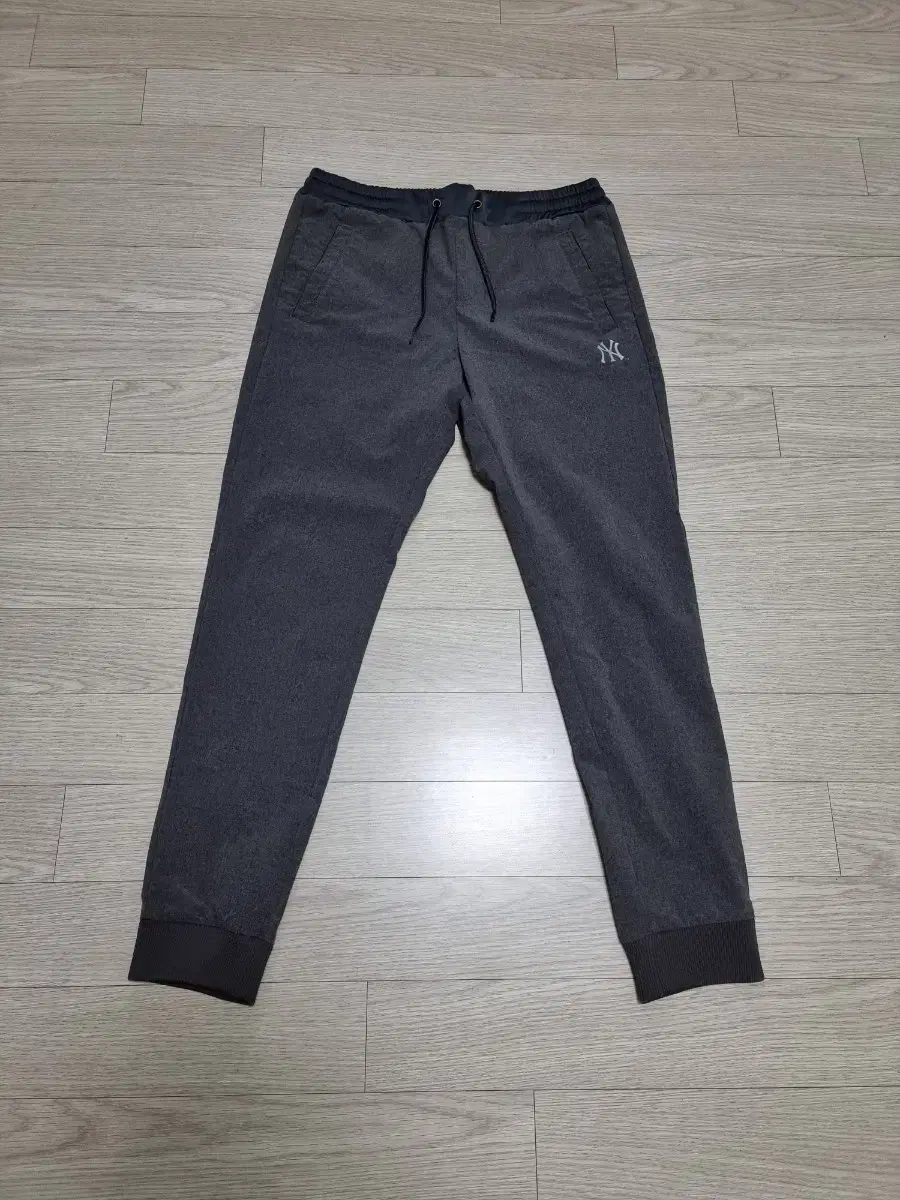 (31)MLB New York Yankees Men's Jogger Pants