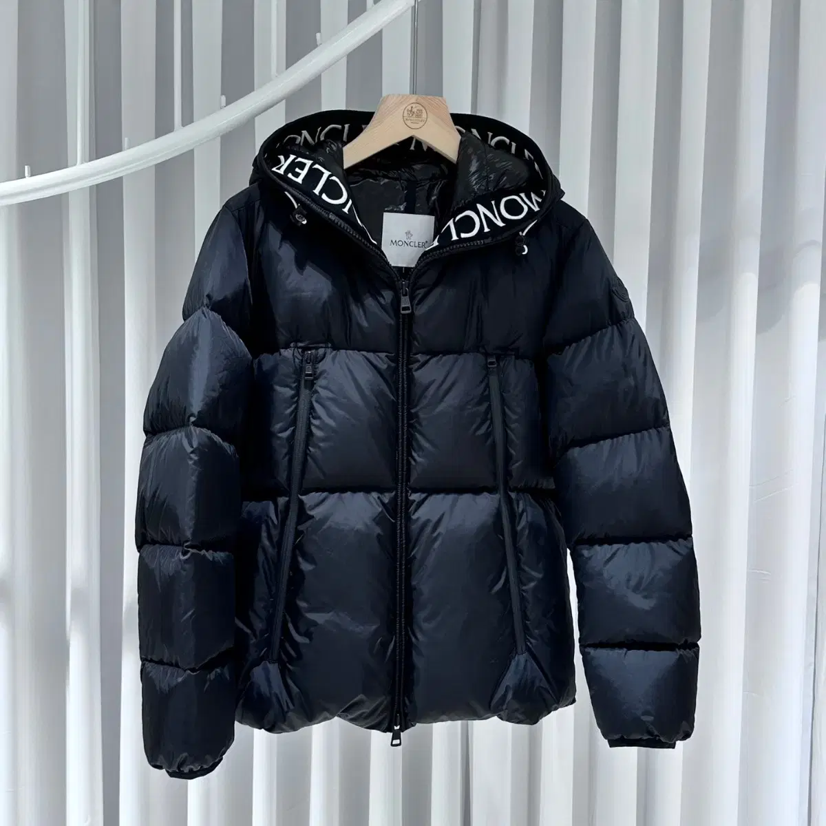 Moncler Moncler Padded Black / 2