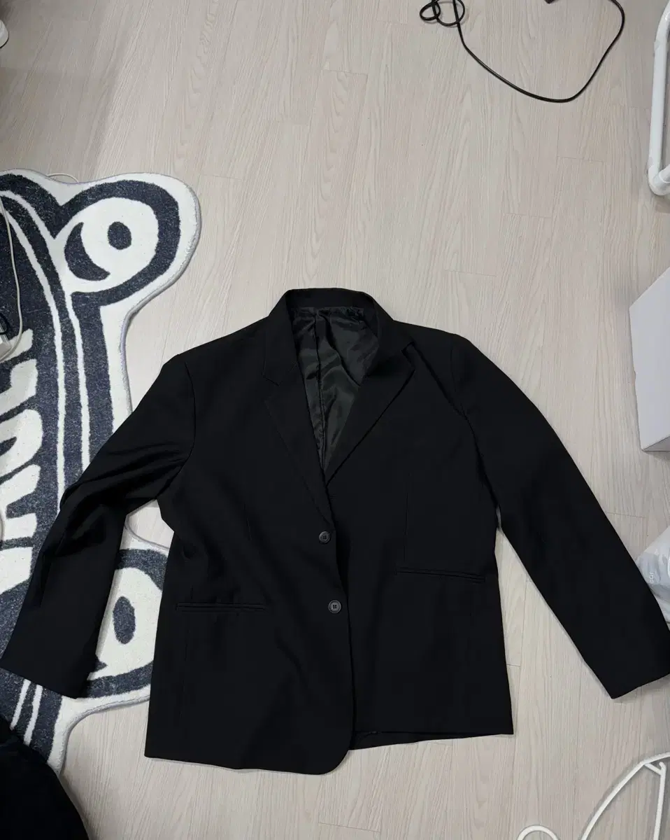 Blazers, Hoodies, Jackets, Sweatshirts, Suits