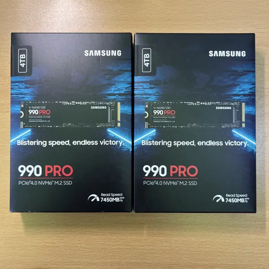 Samsung 990 pro (4TB) M.2 SSD