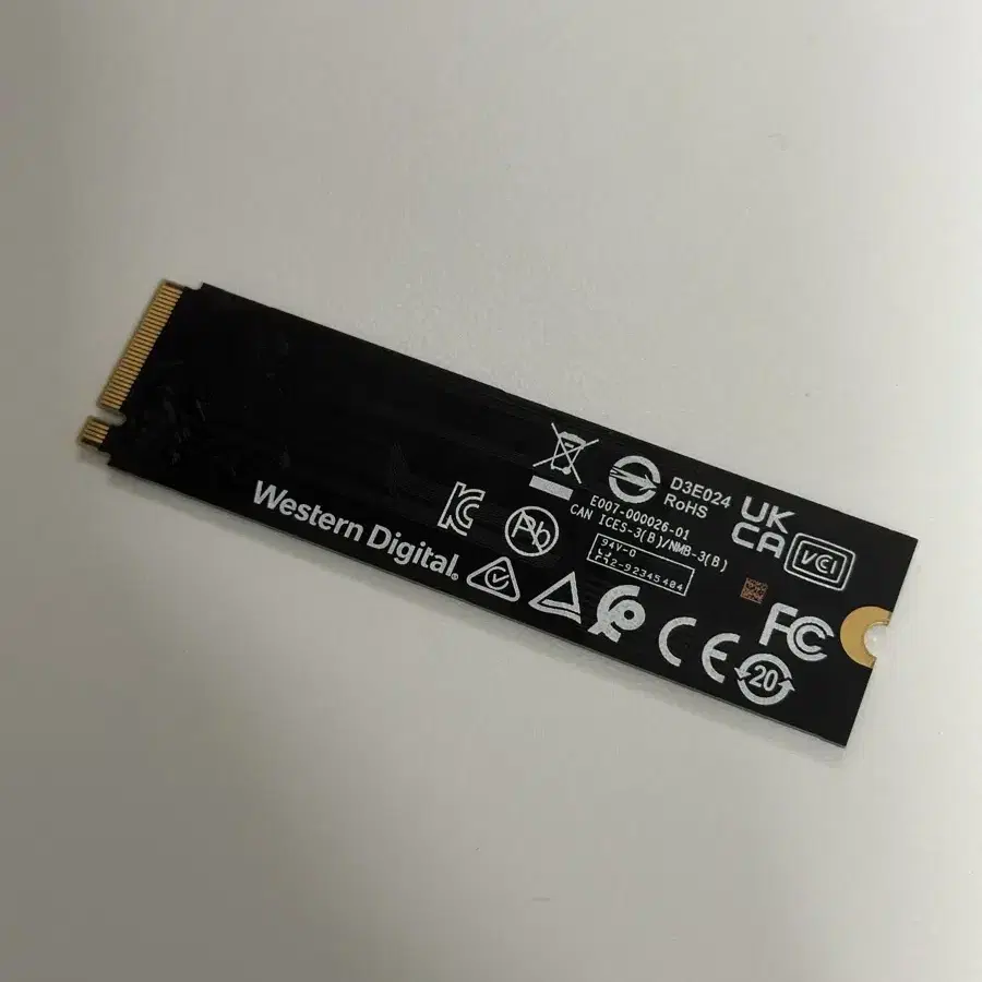 미사용) WD M.2 NVMe 1TB SSD (Gen4)