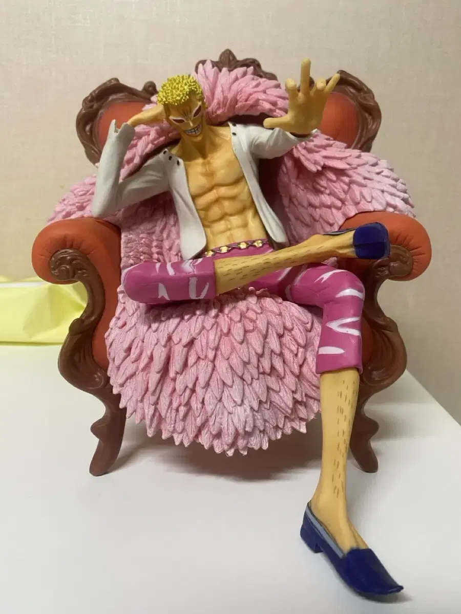 ONEPIECE Figures Doflamingo sells