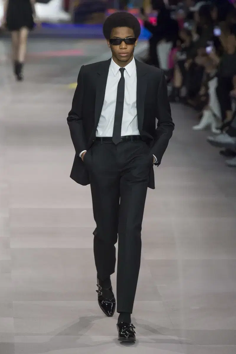 Seline F/W 19 classic suit