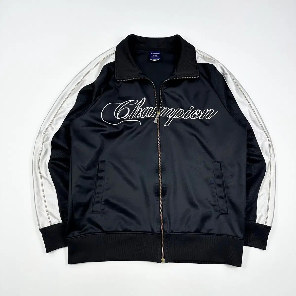 (M) Champion Japan Spellout Tracktop Jersey Oreo Gold