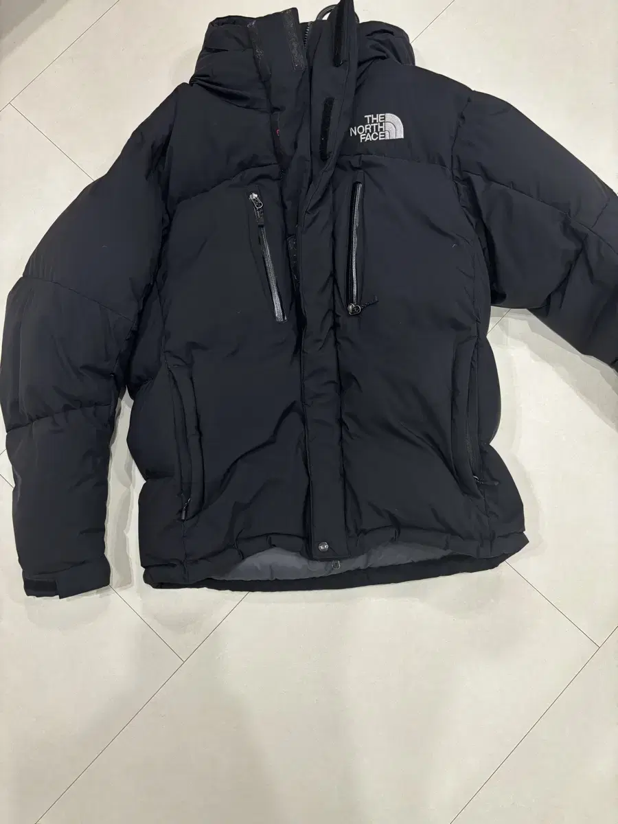 The North Face Padded High Vent Fei.