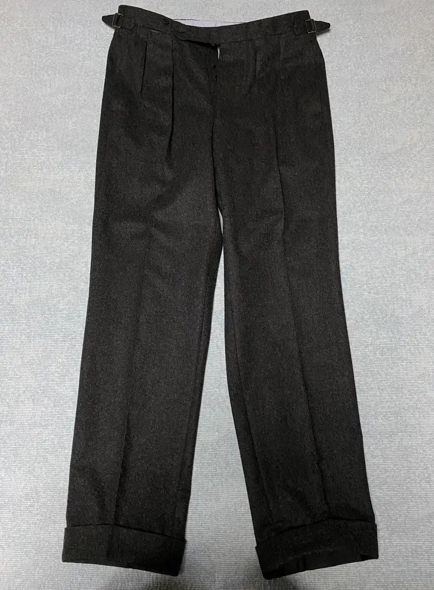 Sartorialia Jun Charcoal gray flannel pants