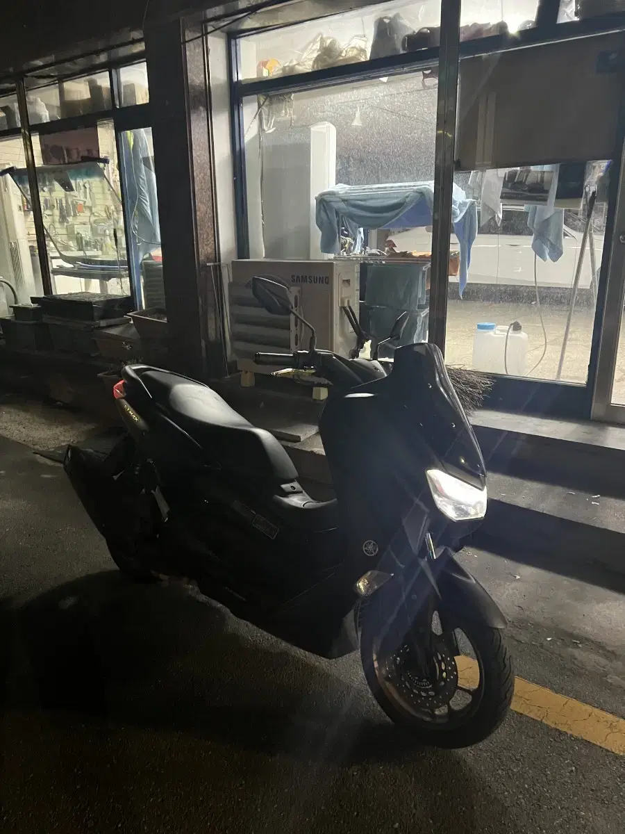 nmax125 abs 22년 팝니다 출퇴근용