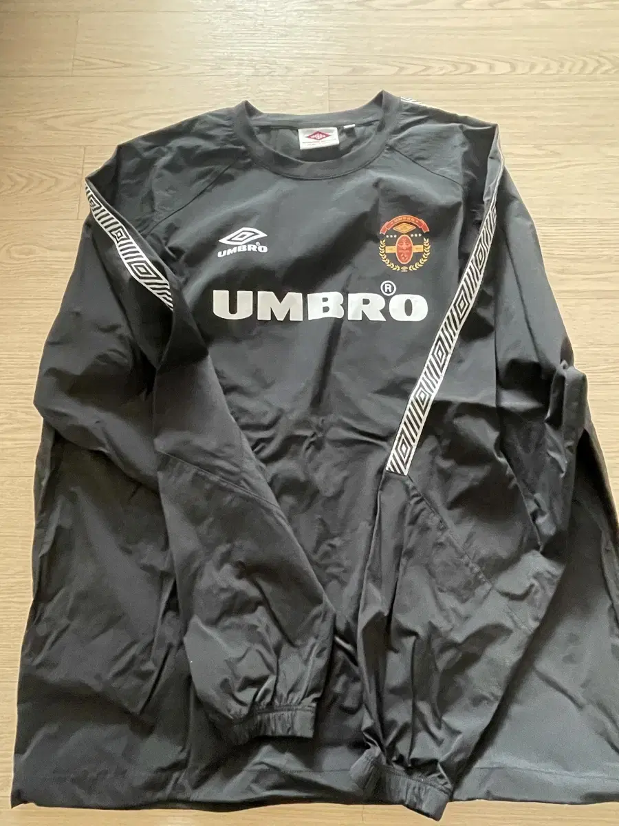 Umbro Piste 110