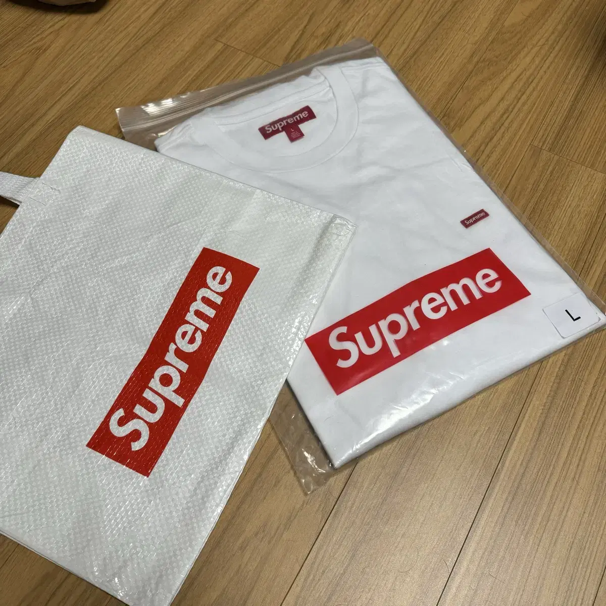 [ Supreme Small Logo Long Sleeve Tee L ( 100-105 ) ]