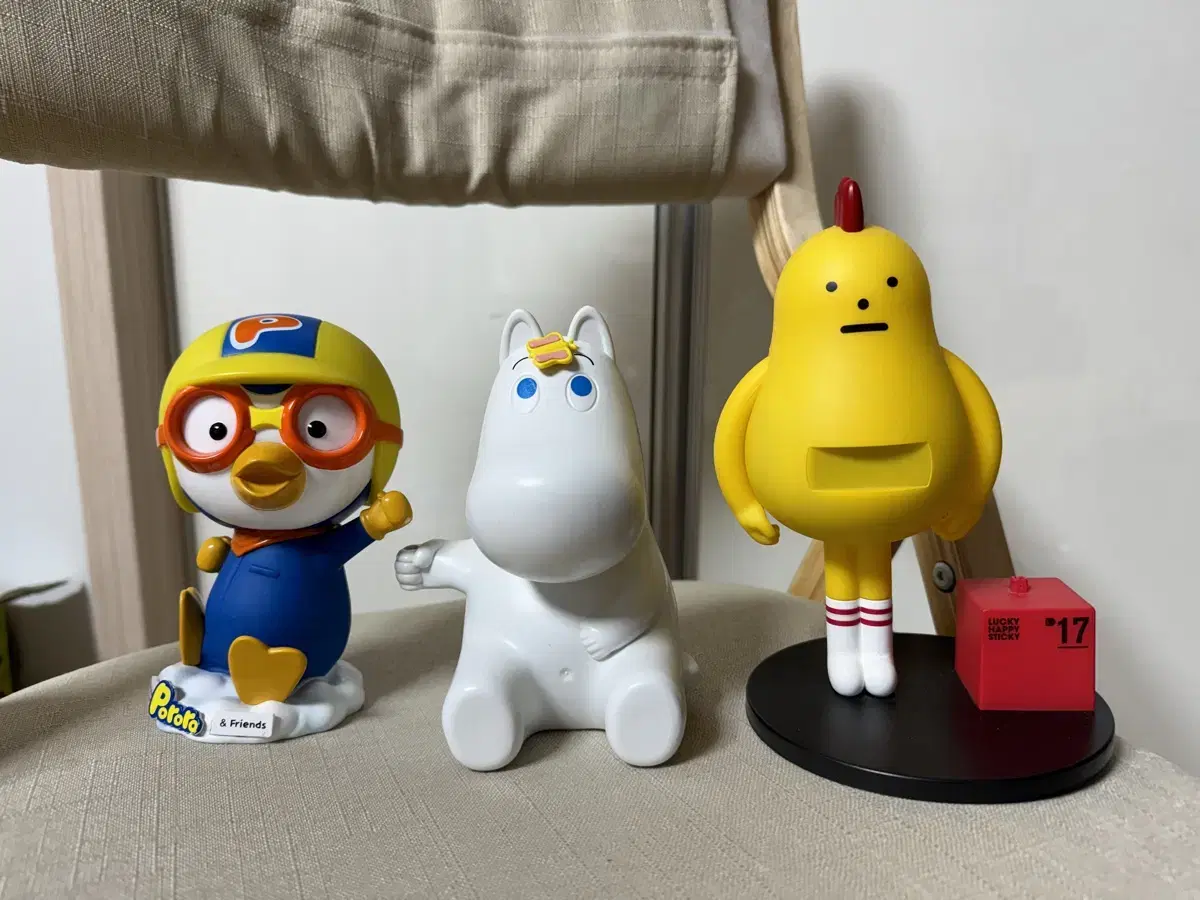 Pororo Moomin Piggy Bank Sticky Monster Figures Decorative Props Interior Sell in Bulk