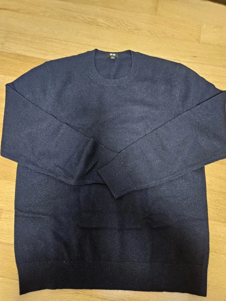 UNIQLO Cashmere100 knit L