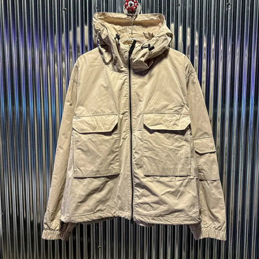 I.M.I Pocket Hooded Windbreaker Jacket (Domestic XL) CE843