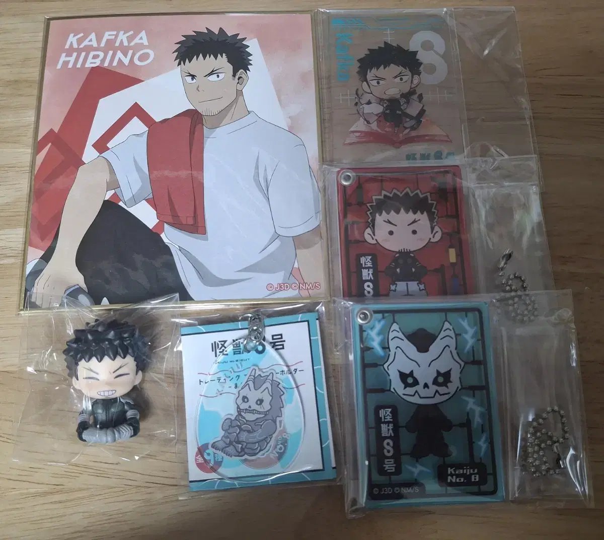 Kaiju No. 8 Kafka colored paper/keyring/figure/acrylic, etc. bulk WTS