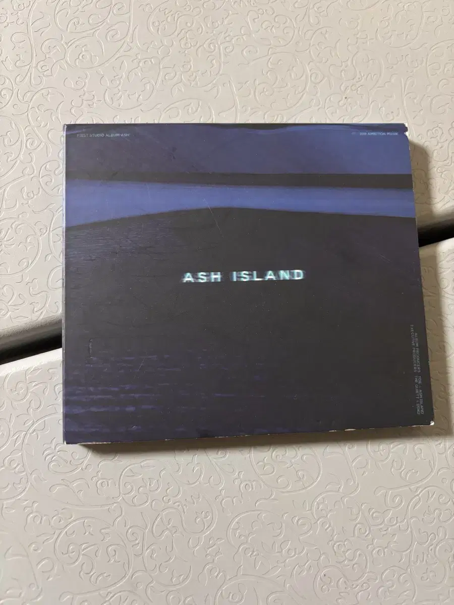 ASH ISLAND(애쉬 아일랜드) - ASH 앨범