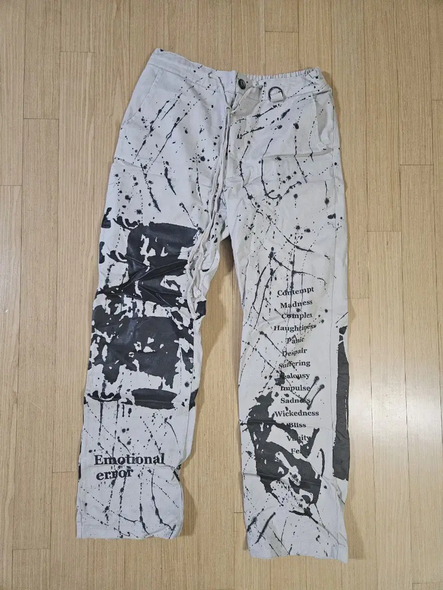 Innovant Emotion Artwork Pants