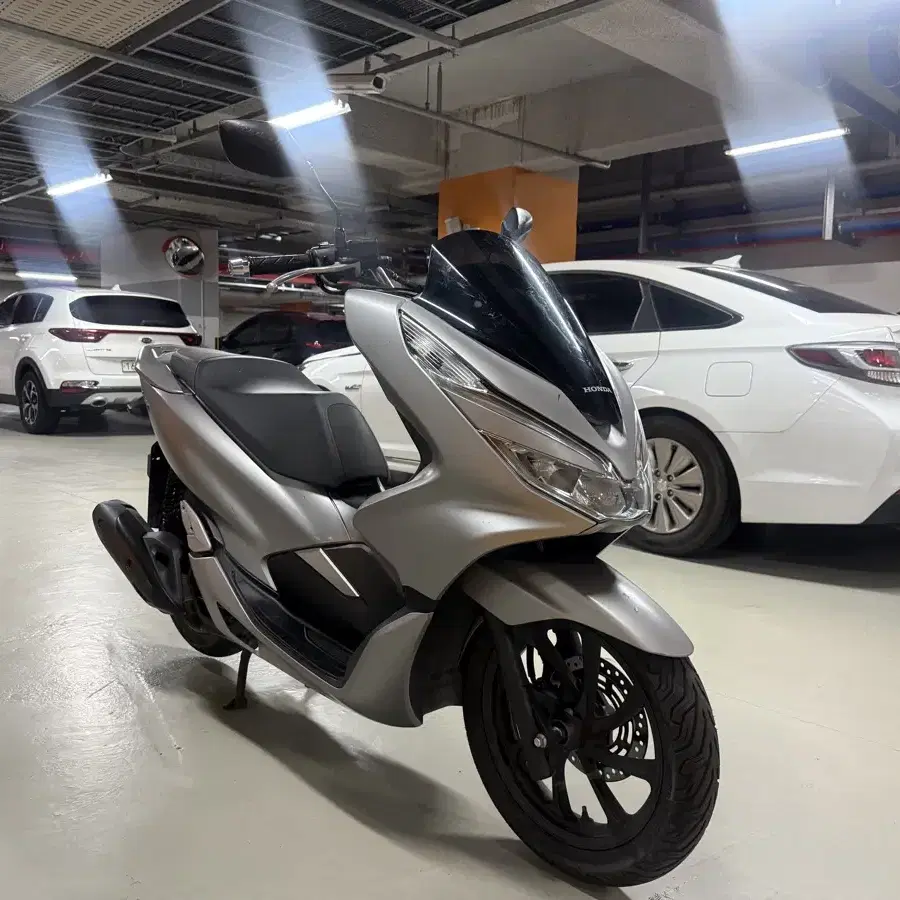 혼다 더뉴 19년형 pcx