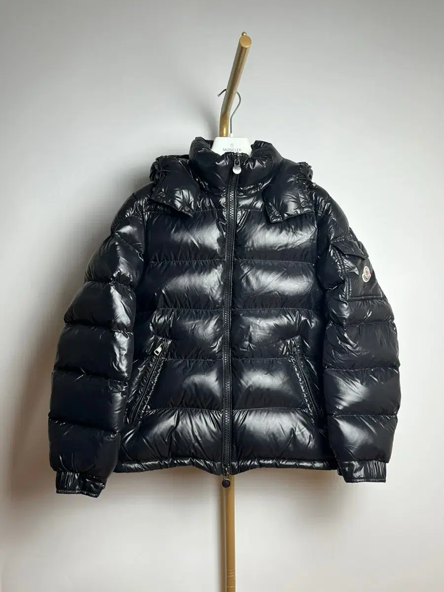 [1,New] Moncler Glossy maya Black