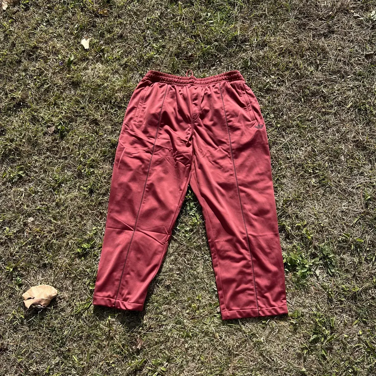 adidas burgundy vintage pants