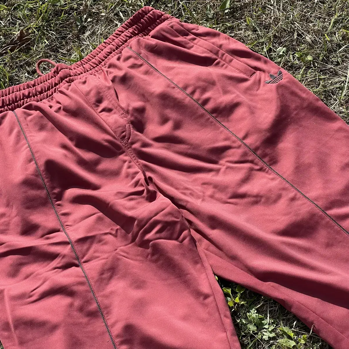 adidas burgundy vintage pants