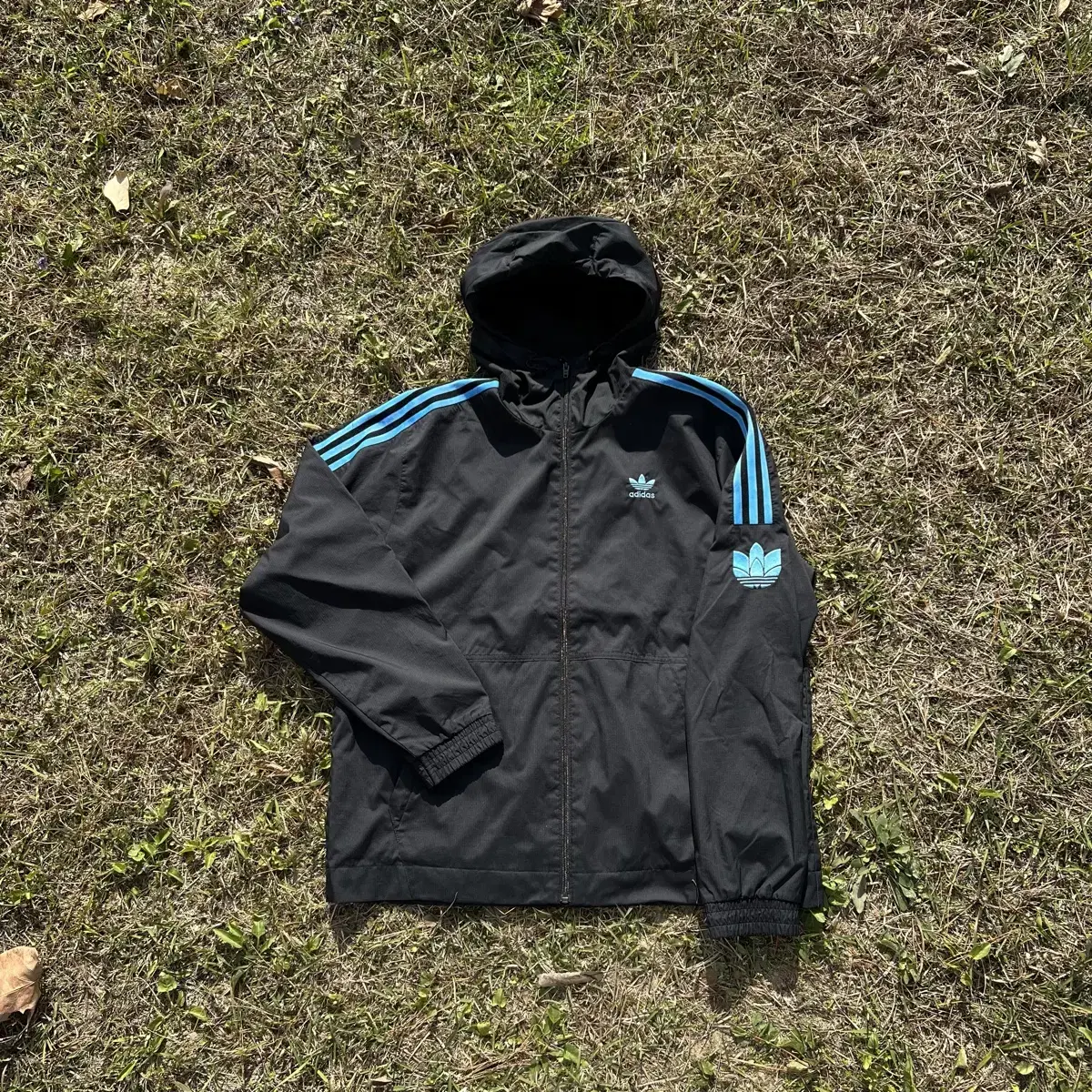 Adidas New Sky Blue Windbreaker(2XL)