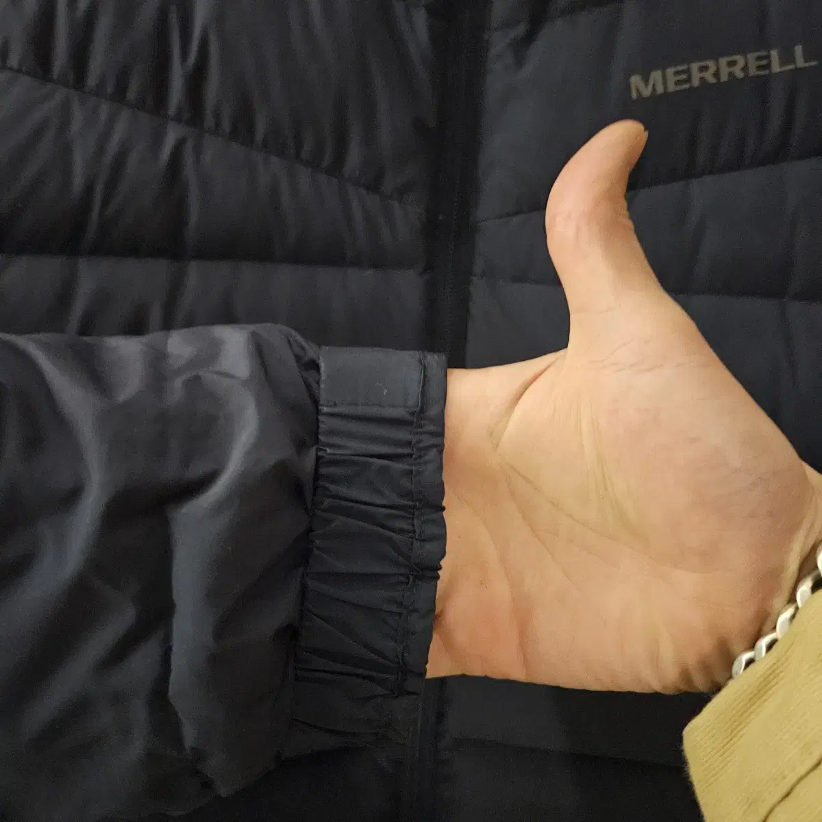 머렐(MERRELL) 구스다운 경량 네이비 패딩 105 size