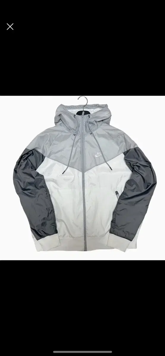 Nike Windrunner Windbreaker L