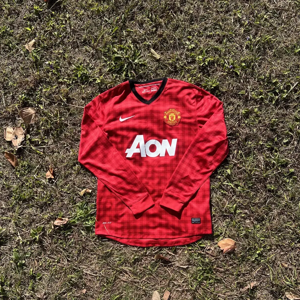 Nike Manchester United AON uniform