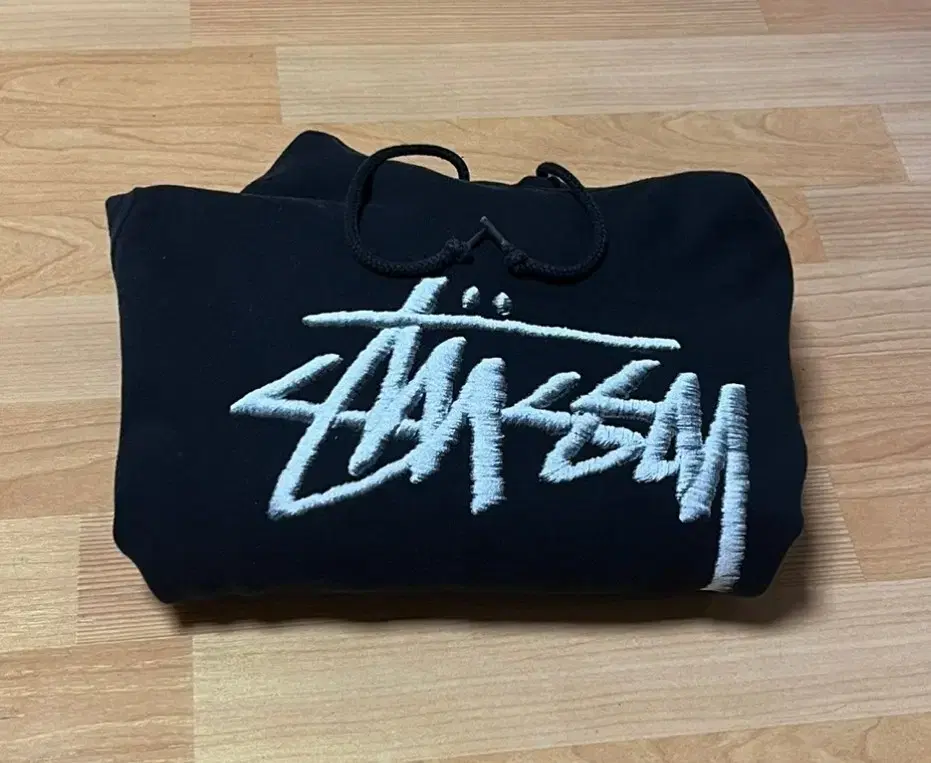 Stussy BigLogo Huduti