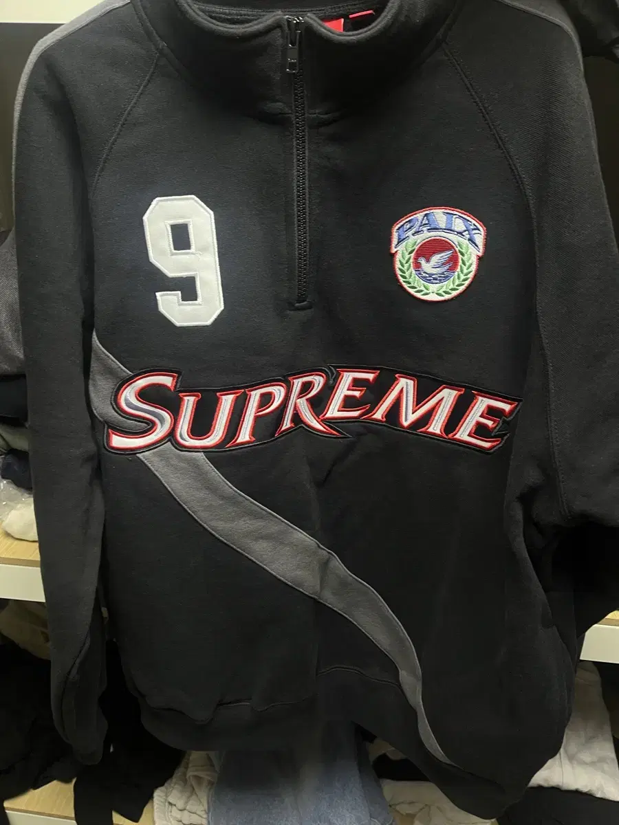 Supreme Vahn Zip-Up M